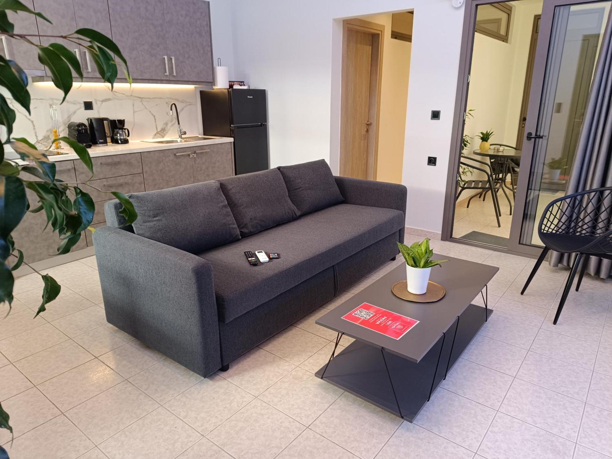 Giolanda Patrasso - Modern In The Center Of Apartment Patras