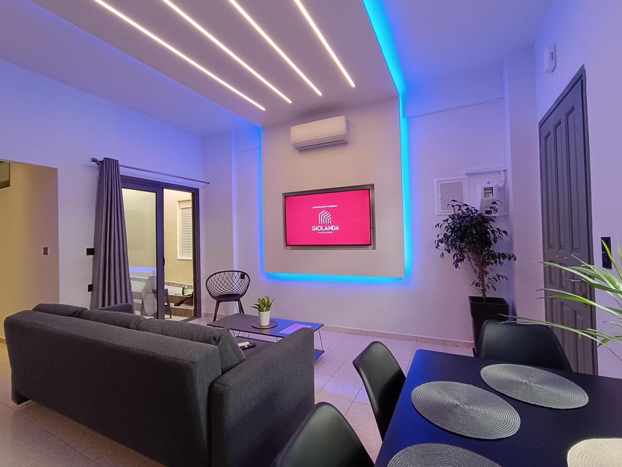 Apartment Giolanda Patrasso - Modern In The Center Of Patras